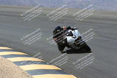 media/Apr-10-2022-SoCal Trackdays (Sun) [[f104b12566]]/Bowl (11am)/